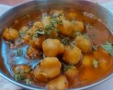 A picture of step 3 of Chole Chickpeas.