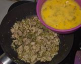 Foto langkah ke 4 dari resep Omlet Telur Dadar Ayam Chicken Rosemary satset sederhana.