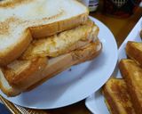 A picture of step 4 of Namkeen Toast.
