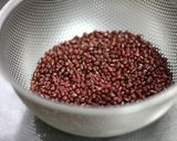 A picture of step 1 of Zenzai (How to Cook Azuki Beans) – Super Easy.