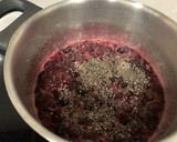 Foto del paso 3 de la receta: Mermelada saludable de arándanos y chía con sólo 10 % de azúcar