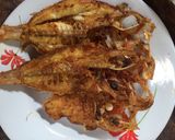 Foto langkah ke 2 dari resep Ikan mata lebar goreng#Bikin ramadhan berkesan.