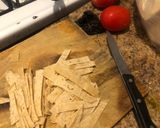 Foto del paso 1 de la receta: Sopa de tortilla