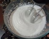 ট্রাই কালার মুজ কেক(tri colour mousse cake recipe in Bengali) রেসিপির ধাপ 1 ছবি