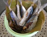 Foto langkah ke 1 dari resep Tunuman ikan (botok ikan asin).