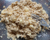 Foto del paso 3 de la receta: Galletitas de avena, banana y nueces 😋