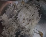 A picture of step 2 of Makai mulli ka Paratha.