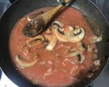 Foto del paso 3 de la receta: Calabaza en salsa de tomate