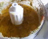 Foto del paso 4 de la receta: Pasta con pesto alla trapanese (con almendras y tomates)