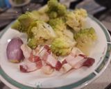 A picture of step 1 of Risotto-Style Spaghetti with Romanesco and Pancetta.