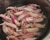 Foto langkah ke 1 dari resep Oseng Cumi Asin Pedas.