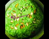 A picture of step 4 of Lauki halwa.