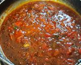 A picture of step 4 of Red sauce pasta.