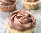 Foto del paso 9 de la receta: Cupcakes de chocolate y coco🧁