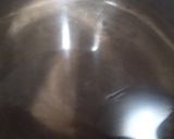 A picture of step 1 of Iced Tea Teh C Peng.