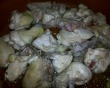 Foto del paso 4 de la receta Pollo en salsa de ajos con patatas fritas