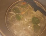 Foto langkah ke 2 dari resep Tom Yam Ekonomis.