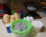 Foto del paso 1 de la receta: Tortitas de papa rellenas de camarón