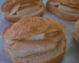 Foto del paso 3 de la receta: Medialunas con queso en airfryde
