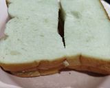 Foto langkah ke 5 dari resep Roti Bakar Isi Vla Matcha.