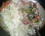 A picture of step 2 of Vegetable chicken roll.