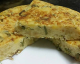 Foto del paso 4 de la receta: Tortilla de patatas, espárragos, calabacín y ajo