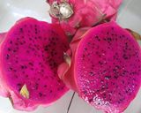 Foto langkah ke 2 dari resep Bolu kukus buah naga.