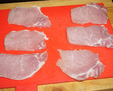Foto del paso 1 de la receta: SÁNDWICH DE ESCALOPAS DE CHANCHO A LO POBRE. JON STYLE