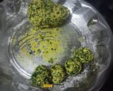 A picture of step 4 of Methi Bathua Paratha.
