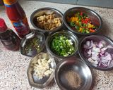 A picture of step 2 of Chilli Mushroom Pasta.
