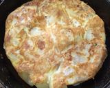 Foto del paso 2 de la receta: Tortilla de mandioca con copete de berenjenas en escabeche