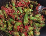 عکس مرحله 2 از دستور خورشت بامیه بدون گوشت(گیاهی)☘️☘️☘️🌱🌱🌱