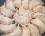 Foto langkah ke 6 dari resep Gyoza ayam udang, enakk.