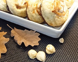 Foto del paso 3 de la receta: Rollitos de hojaldre con crema Kinder y chocolate 🥐🍫
