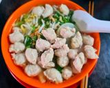 รูปขั้นตอนการทำที่ 6 ของ ก๋วยเตี๋ยวหมูเด้งน้ำใส กับ หมูเด้งต้มยำ