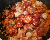Foto del paso 3 de la receta: Estofado de lentejas con chistorra, chorizo y panceta