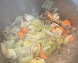 Foto del paso 5 de la receta: Carrilleras al vino tinto (Galtas)