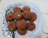عکس مرحله 2 از دستور کوکی اسمارتیز با مغزی کرم کارامل