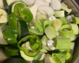 Foto del paso 1 de la receta: Crema de calabacín y puerro