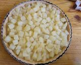 Foto del paso 5 de la receta: Tarta de pera con crema pastelera y harina integral 🍐