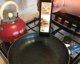 Foto del passaggio 5 della ricetta Ravioli giapponesi GYOZA