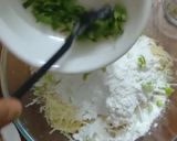 आलू लच्छा पकोड़े (ALOO LACHHA PAKODE RECIPE IN hINDI) रेसिपी चरण 2 फोटो