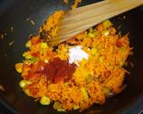 લીલી હળદર નું શાક (Lili Haldar Shak Recipe In Gujarati) રેસીપી સ્ટેપ4ફોટો