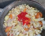 Foto langkah ke 4 dari resep Bekal sekolah : capcay kuah merah.