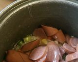 Foto langkah ke 3 dari resep 118.  Nasi Sosis Rice cooker.