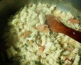 Foto del paso 6 de la receta: Fideos Tirabuzón con camarones