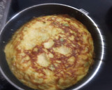 Foto del paso 10 de la receta: Tortilla de calabacín con atún y queso
