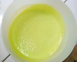 Foto langkah ke 6 dari resep Bolu Pandan Kukus Lembut.