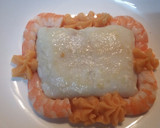Foto del paso 4 de la receta: Lomo de merluza con gambas y parmentier de tomate y ajo