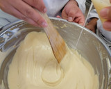 Foto del paso 3 de la receta: Mousse de piloncillo con jelly de tejocote y guayaba🍮